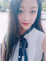 继续刷鼓楼美女小乖