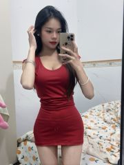 挺有女人味的辣妹子身材不错