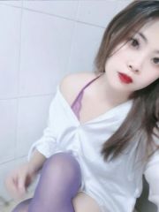 河东年轻漂亮小姐姐认真服务