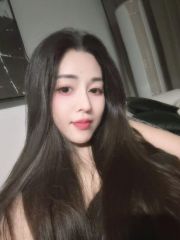 年轻身材火辣的骚粉鲍