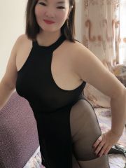 性感丰满少妇