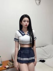清纯粉嫩小妹